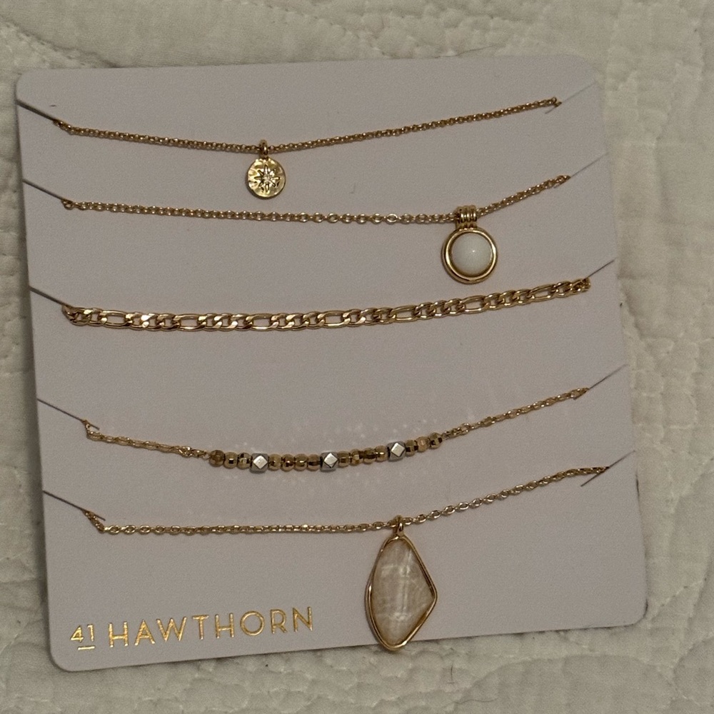 NWT Gold 41 Hawthorn Necklace Set, 5 necklaces